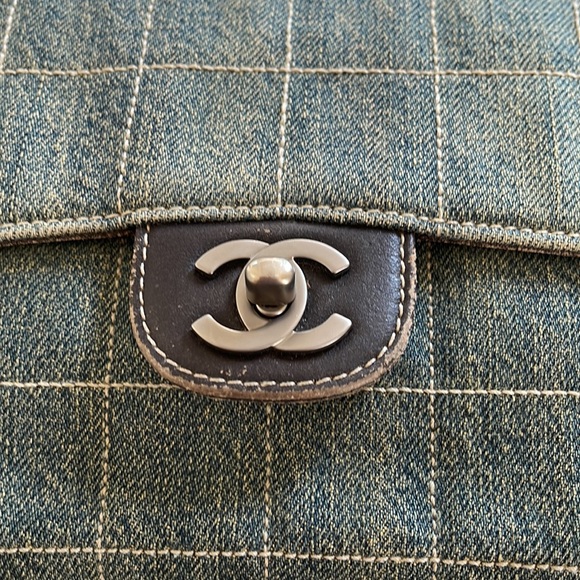 Authentic Chanel Denim Chocolate Bar Quilted Flap - Picture 4 of 17
